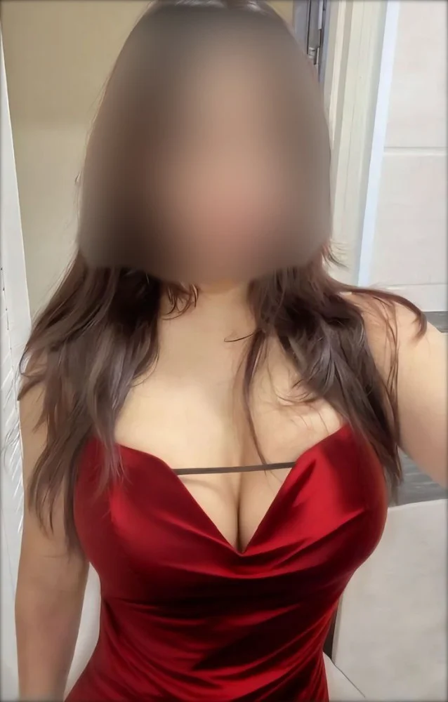 Anika Independent Escort in Andheri Mumbai for Private Meet & College Girl Experience
