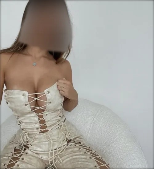 Andheri Mumbai Call Girl Shaphire Cute Busty Girl Near Lokhandwala And Versova image 4 in Andheri Mumbai